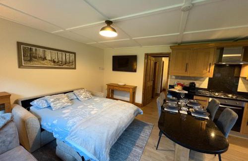 Mount House | Jasmine cottage