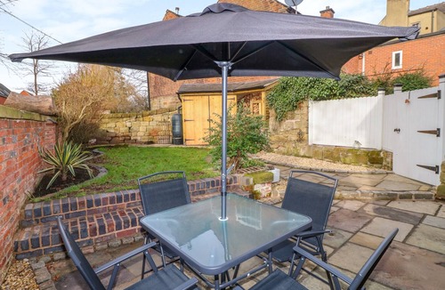 Duffield Cottage | JASMINE COTTAGE, pet friendly, with open fire in Duffield
