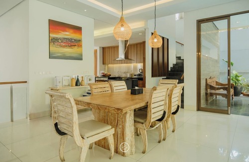 Bandung Villa | Jasmine Cozy Villa 3 BR Heated Pool and Billiard