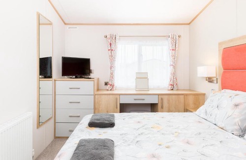 South Cerney Ski Chalet | Jasmine