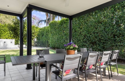 Berry House | Jasmine House - Pet Friendly with Swimming Pool