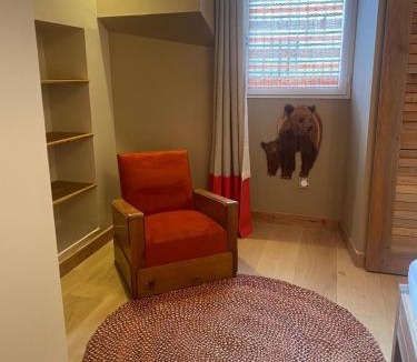 Bagneres-de-Luchon Apartment | Jasmine joli chapeau A la montagne