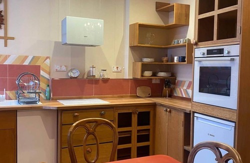 Bagneres-de-Luchon House | Jasmine joli chapeau A la montagne