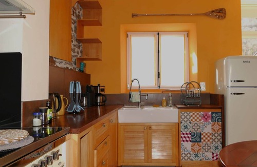 Bagneres-de-Luchon Apartment | Jasmine, pretty hat, summer pasture