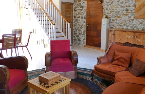 Bagneres-de-Luchon Apartment | Jasmine, pretty hat, summer pasture