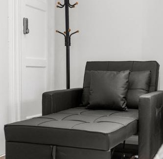 College Apartment | Jasmine Suite by Yielding Bricks