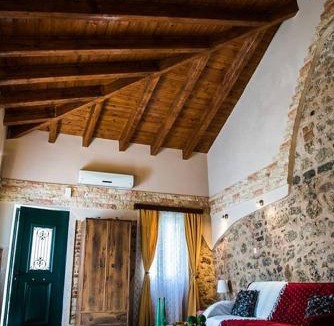 Dafnata Apartment | Jason's Stone House