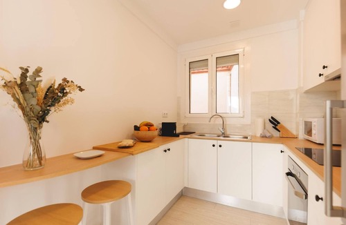 Eixample Apartment | Jaume I Penthouse - Holiday Apartment in Girona | Bravissimo