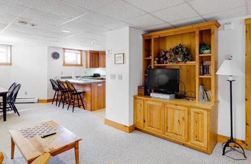 North Troy Apartment | Jay Peak Village Home 367B