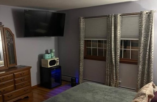 Hamden Bed & Breakfast | Jay's Ranch