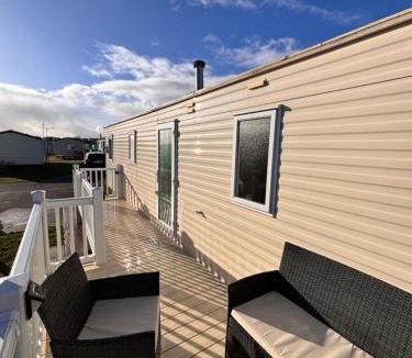 Buckton House | Jay Valley 17 Thornwick Bay