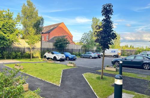 Dudley Apartment | JayGees luxury homes