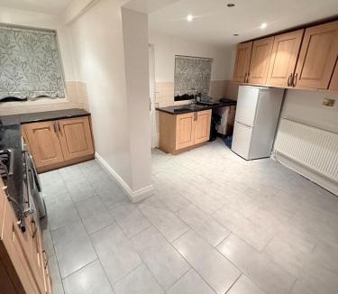 Erdington House | Jayten properties 3 bedroom home