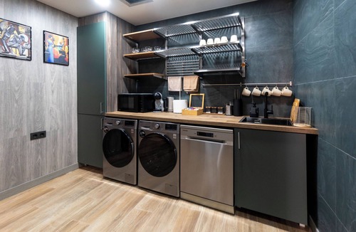 Torrevieja Hotel | Jazz House Hostel