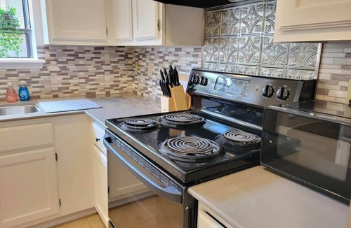 College Station House | Jazz Houzz @ Aggieland