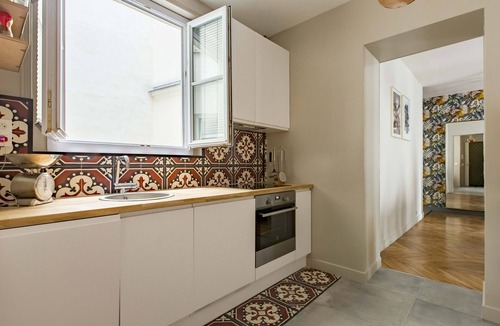 Saint-Merri Apartment | Jazzy Blues by Châtelet, by Veeve