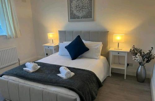 Broad Green Apartment | JB Stays Therapia