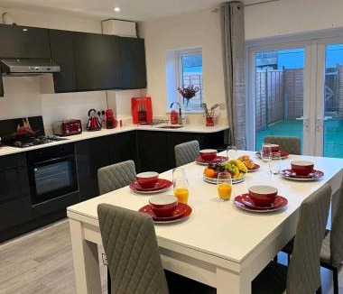 Broad Green Apartment | JB Stays Therapia