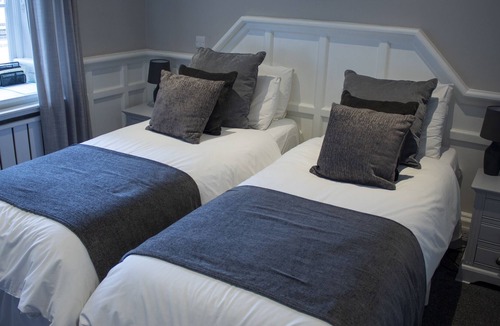 Harleston Hotel | JD Young Hotel