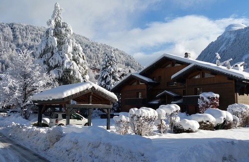Morzine Apartment | Jeanette 2 : Nice sunny apartment with terrace