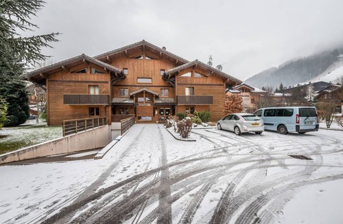Morzine Apartment | Jeanette 4 : Renovated two bedroom apartment
