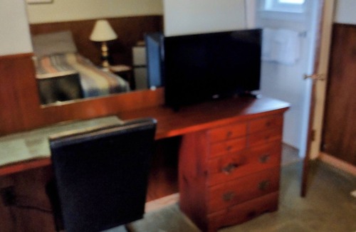 West Winfield Apartment | Jeannies Dream Motel