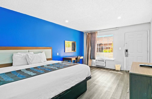 Prentiss Hotel | Jeffersonian Motor Inn by Townhouse, Prentiss MS