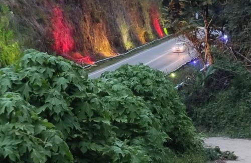 Jeli House | Jeli Heights Hill Home 3