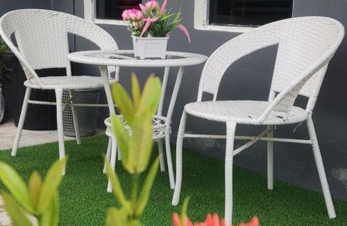 Jeli House | Jeli Heights Hill Home 3