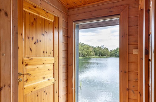 Stocksfield Cabin | JEM Lodge - Lakeside Farm Ltd