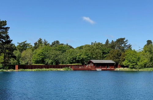 Stocksfield Cabin | JEM Lodge - Lakeside Farm Ltd