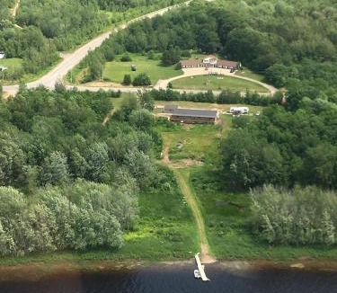 Jemseg Hotel | Jemseg Lakeview Motel