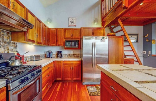 Timber Cove House | Jenner Oceanview Sonoma Coast Retreat near Fort Ross State Park