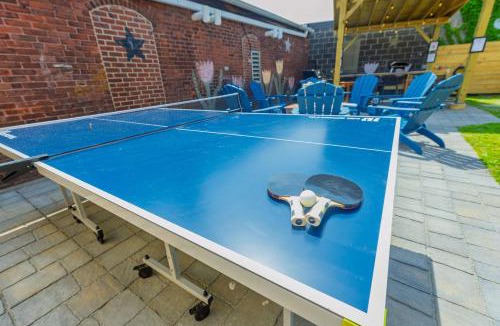 Federal Hill Apartment | Jennifer's Chic 2nd Floor Apt Private Deck w Views