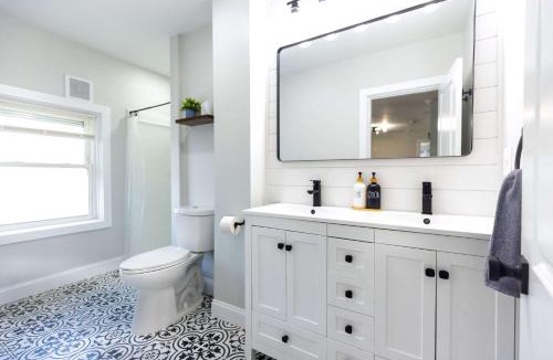 Federal Hill Apartment | Jennifer's Elegant & Cozy Broadway Walkable Stay