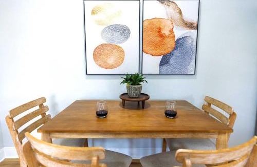 Federal Hill Apartment | Jennifer's Elegant & Cozy Broadway Walkable Stay