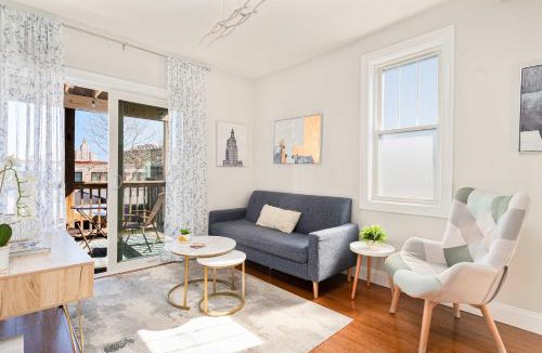 Federal Hill Apartment | Jennifer's Getaway Stunning Views & Private Deck