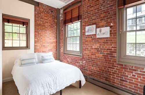 College Hill Apartment | Jennifer's Historic Riverfront Loft Private Patio