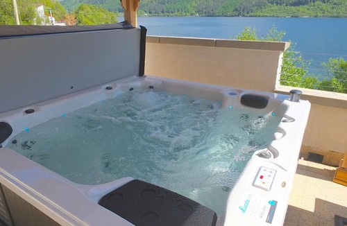 Lochgoilhead House | Jenny's Bay at Loch Goil