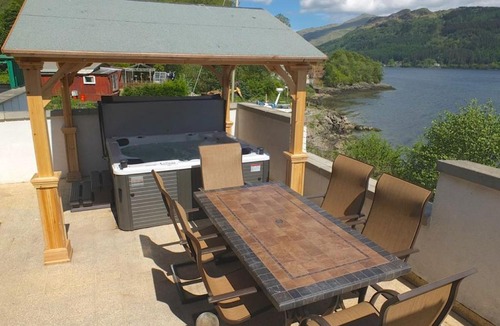 Lochgoilhead House | Jenny's Bay at Loch Goil