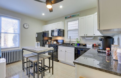 Greenville Apartment | Jersey City Apt Near Liberty State Park & Metlife!