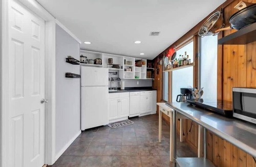 Neptune City Apartment | Jersey Shore Chalet – Cozy, Work-Friendly Retreat