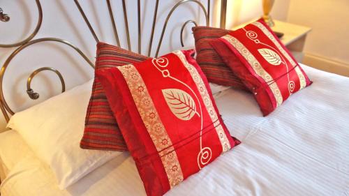 Northfleet House | Jessamine House Hotel