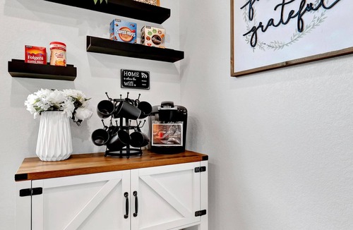 Brazos House | Jesse's Place - Magnolia/Baylor/Downtown Waco