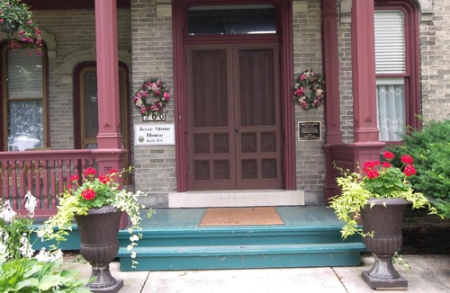 Watertown Bed & Breakfast | Jesse Stone House B & B