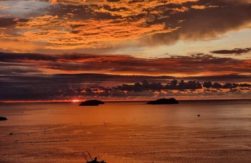 Downtown Kota Kinabalu Apartment | Jesselton Quay Corner Lot