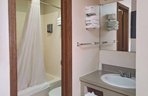 Buffalo Hotel | JET Motor Inn Buffalo