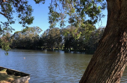 Chittaway Point House | Jetty lake house