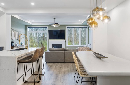 The Blue Mountains House | Jewel of Blue Mountain