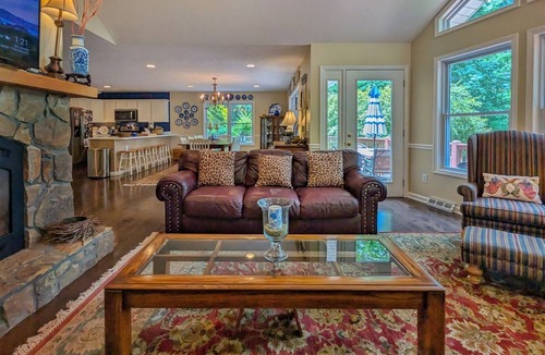 Lake Junaluska House | Jewel of Junaluska- Beautiful views of Lake Junaluska